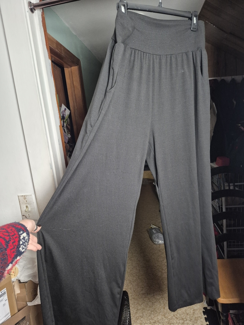BUNDLE OF TWO Black Wide-Waistband Wide-Leg Knit Pants - Picture 4 of 5